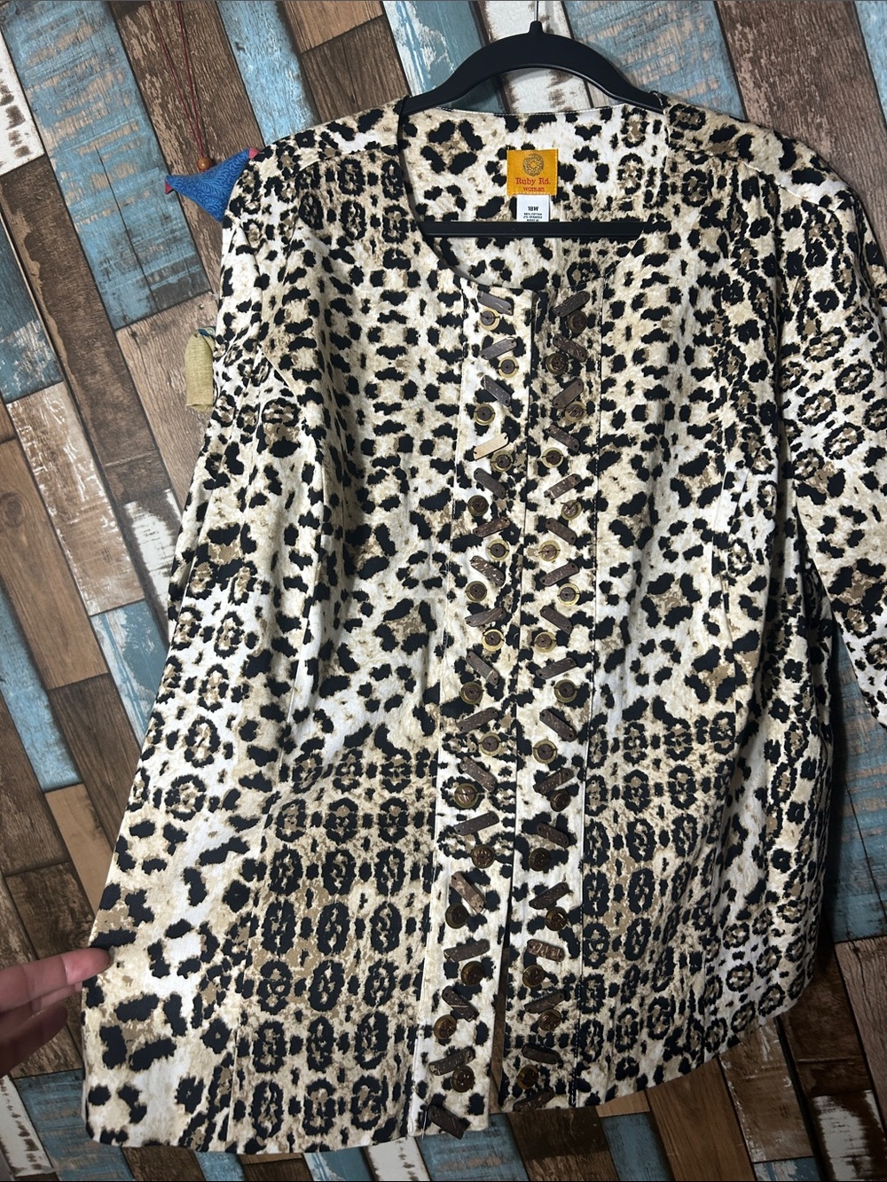 Ruby Rd. Leopard Print shacket Cream & Black - Picture 10 of 16